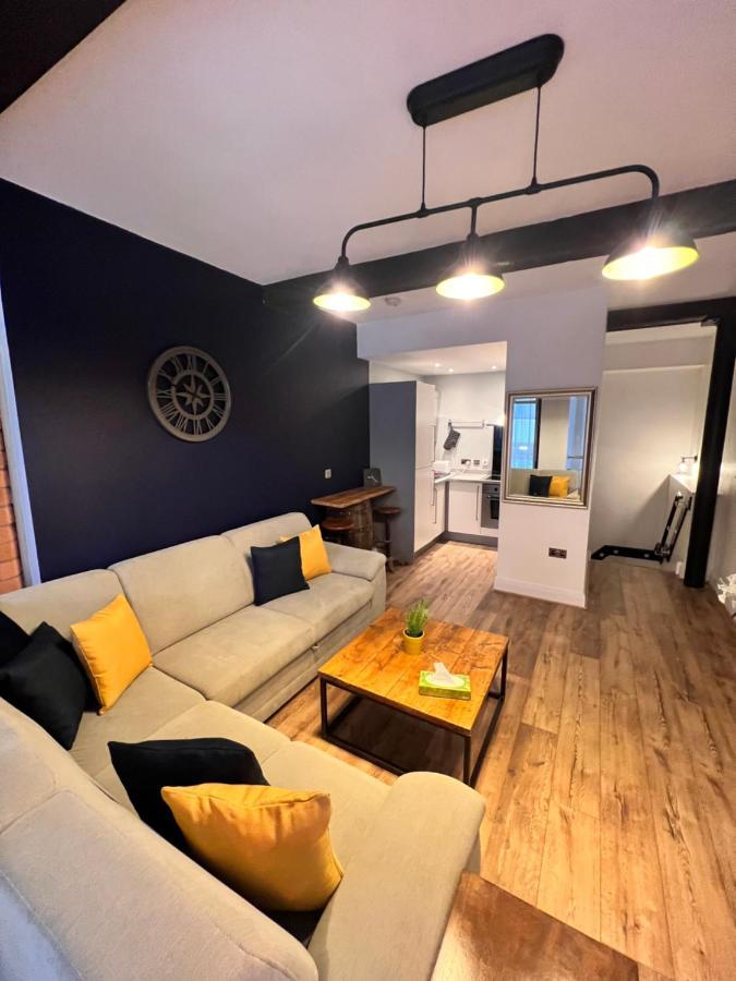 Stunning Liverpool City Center Apartment Exterior foto